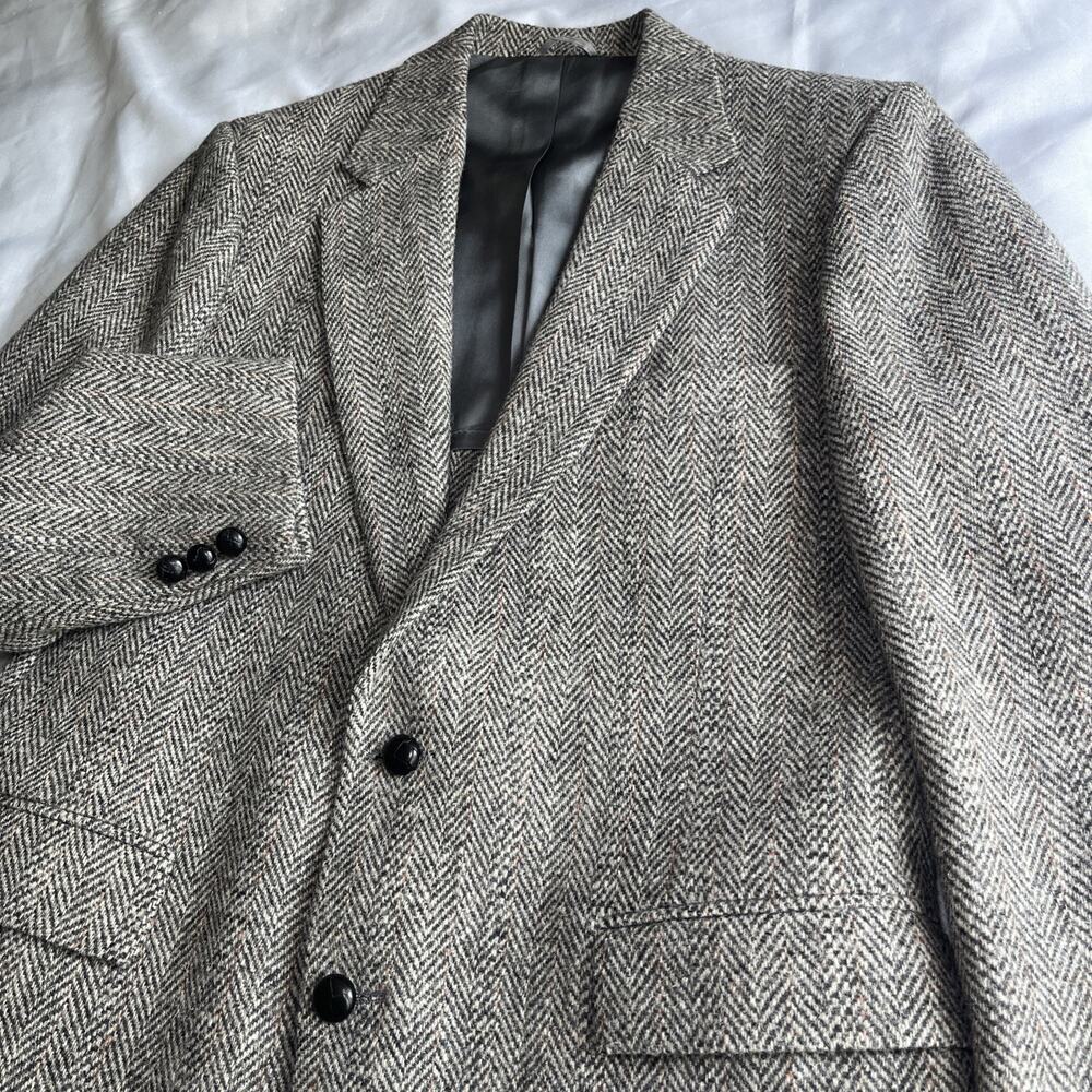 Vtg Harris Tweed 40R Gray Herringbone 100% Wool USA Men Blazer Jacket Sport Coat